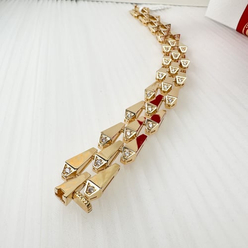 اسورة ايطالي ذهب عيار18 بوزن 49.14 جم تقريبا