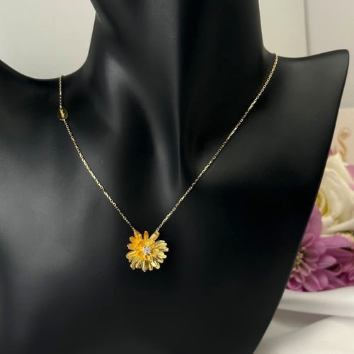 عقد نوفمبر زهرة الاقحوان ذهب عيار21