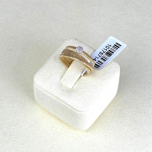 نصف طقم ذهب عيار18 بوزن 51.04 جم تقريبا