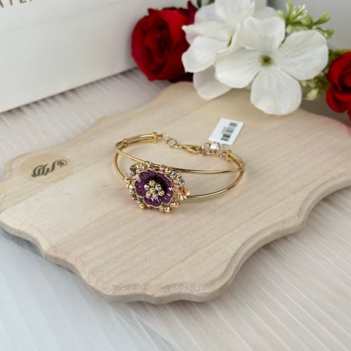 اسورة ذهب عيار18 بوزن 11.87 جم تقريبا