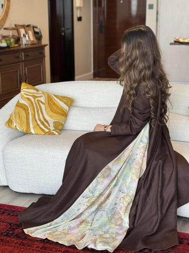 A M 096 عباية لنن بني