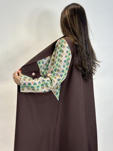 A M 058 عباية صيفية كريب نص كلوش