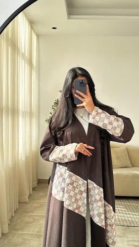 A M 067 عباية شتوي جوخ بني