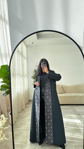 A M 068 عباية شتوي جوخ هندي