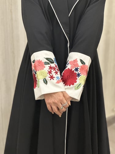 A 012 عباية صيفية كم مطرز