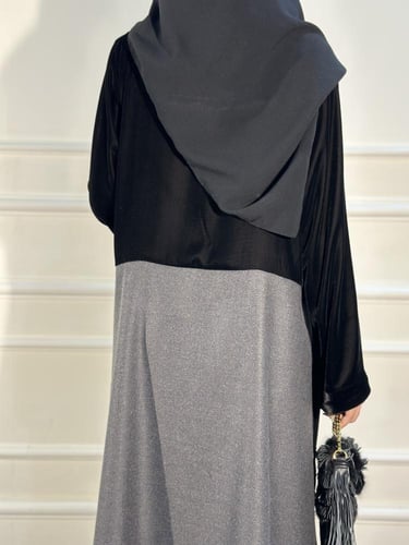 AM 072 عباية شتوي مخمل سادة