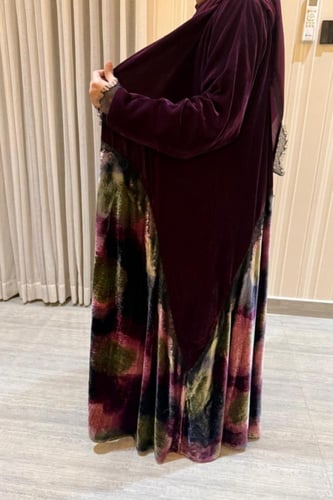 0122عباية نص كلوش مخمل كوري بنفسجي مع مخمل طباعة م...