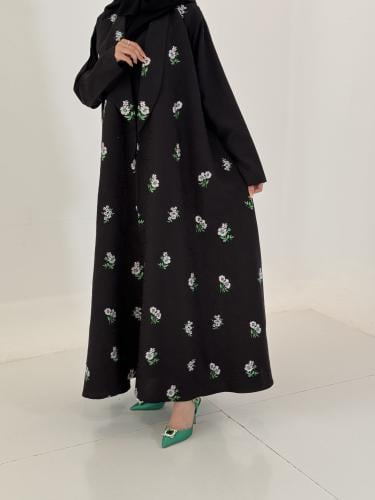 A 087 عباية جاكار أسود بتطريز كامل