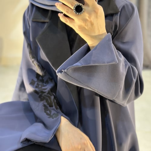 A M 011 عباية لف بنفسجي