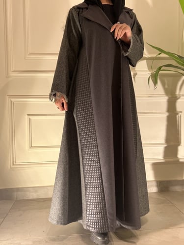 A M 022 عباية شتوية جوخ رمادي