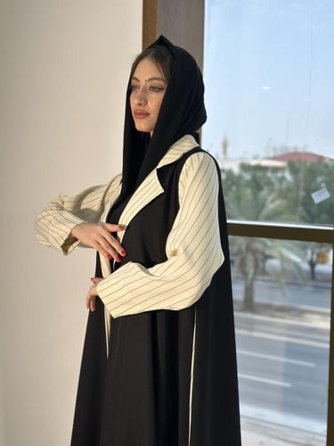 A 045 عباية صيفية بليزر اسود