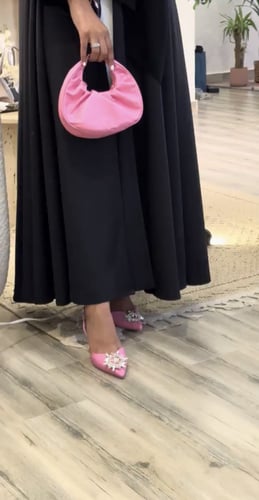 A 05 عباية صيفية كريب تايواني مع تطريز