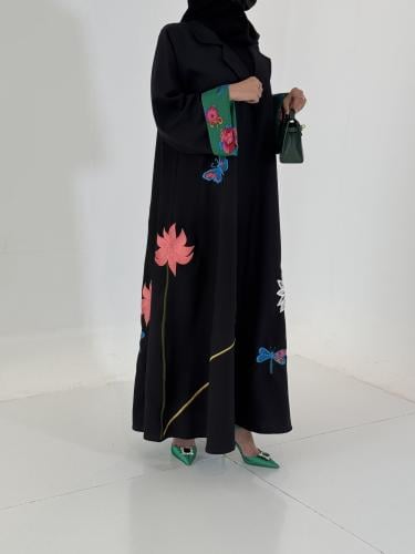 A 085 عباية كريب تايواني اسود