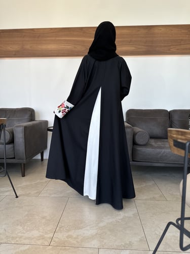 A 012 عباية صيفية كم مطرز