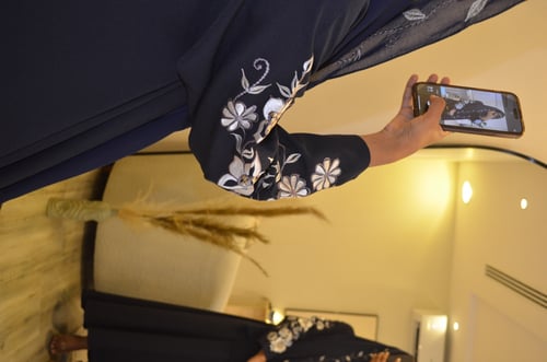 A M 03 عباية مطرزة كحلي