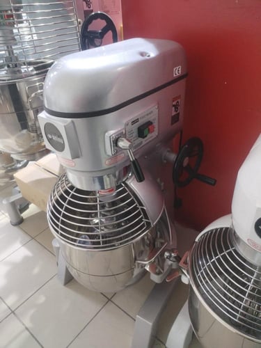 مضرب بيض جيني 40 لتر رمادي جديد BH40G