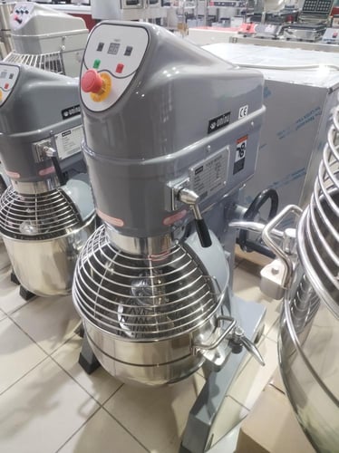 مضرب بيض جيني موديل إيطالي رمادي 40 لتر ديجيتال BR...