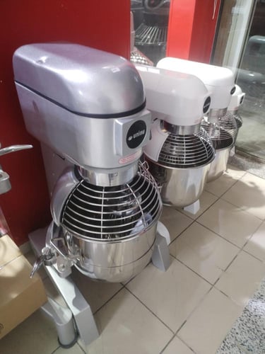 مضرب بيض جيني 40 لتر رمادي جديد BH40G