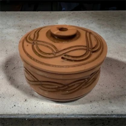 Egyptian pottery vase, medium size