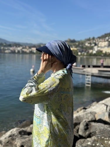 كاب اللون كحلي