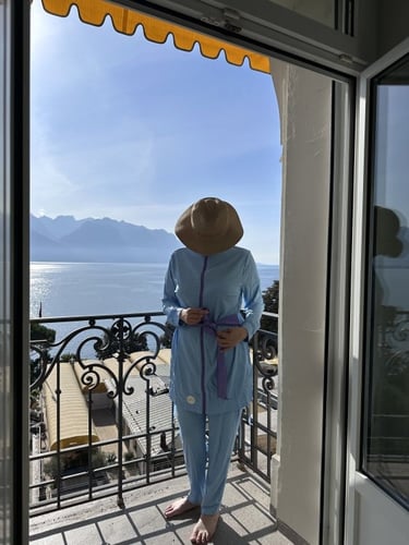 بوركيني ( مايوه حجاب) اللون ازرق وموڤ