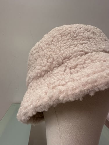 كاب فرو لون بيج