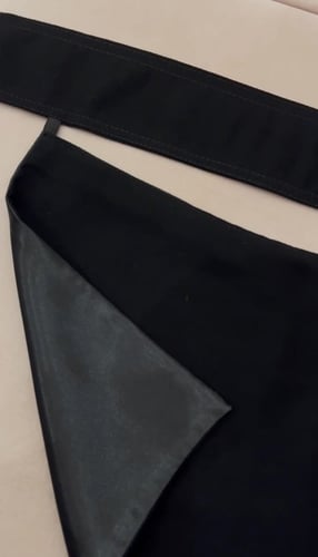 نقاب مبطن حرير خط واحد (وسط)