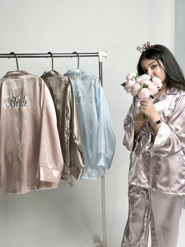 بجامة أكمام سادة ملون