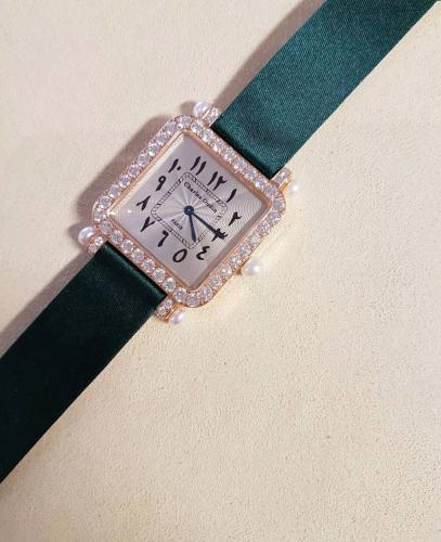 ساعة تشارلز 24mm بالماس باكثر من لون ستراب
