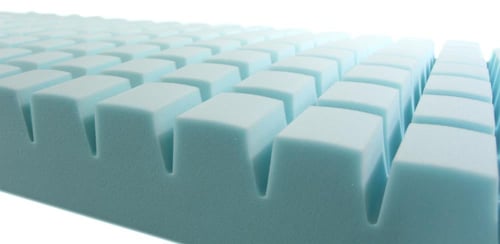 مرتبة طبية ميموري فوم للحماية من التقرحات البسيطة