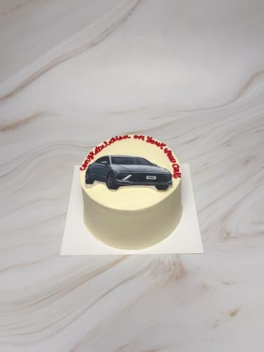 كيكة سيارة