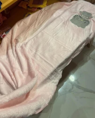 بطانية هلو كيتي