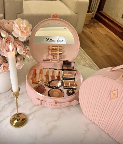 حقيبة الدلال الملكي