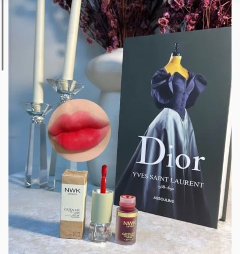 تنت قوي مورد للخدود والشفايف قوام كريمي وريحته حلو...