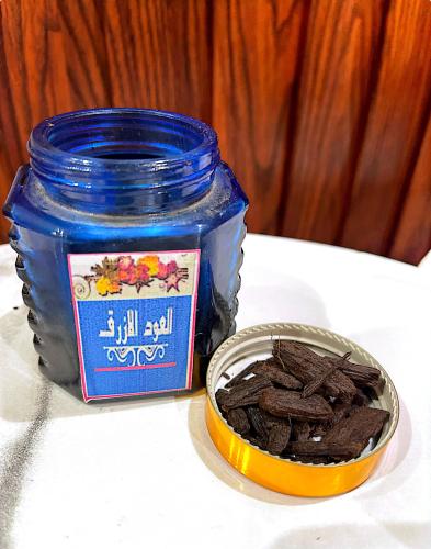 بخور عود ازرق