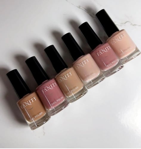 مجموعة مناكير درجات النود بديل بلوفير 6 حبات