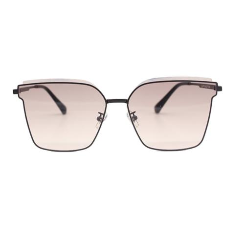 نظارة شمسية مست هاف