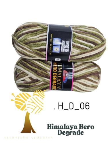 تدرجات من الأخضر الزيتوني، البني، والبيج الكريمي