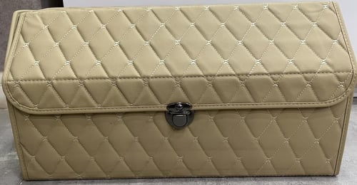 حافظة للسيارة حجم صغير