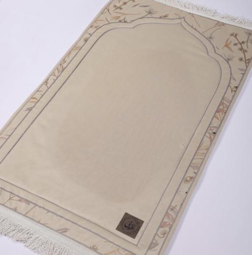 سجادة مخمل I