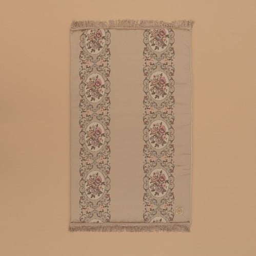 سجادة أميره بإسفنج