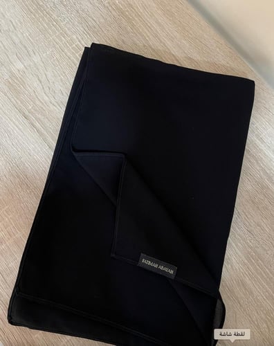 طرحة سوداء عالية الجودة