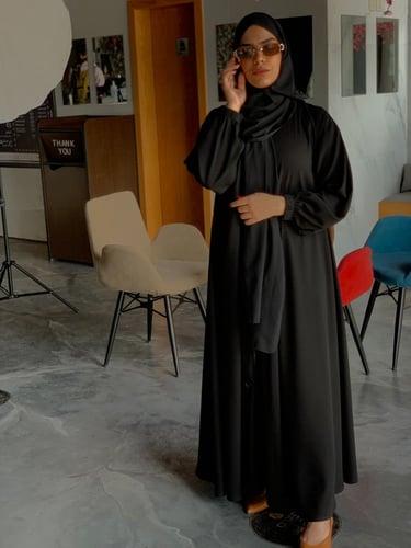 عباية دبل كلوش سوداء " سحاب " - تصميم فرنسي
