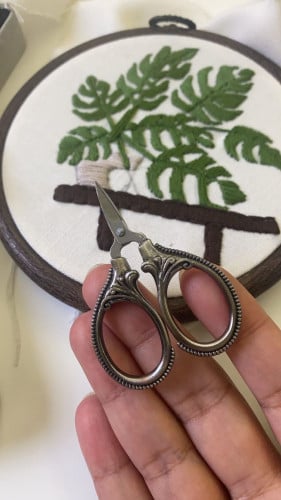 مقص ميني أنيق