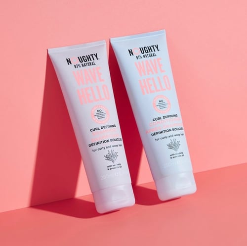 شامبو ويڤ هيلو لترطيب الشعر الويڤي و الكيرلي و الك...