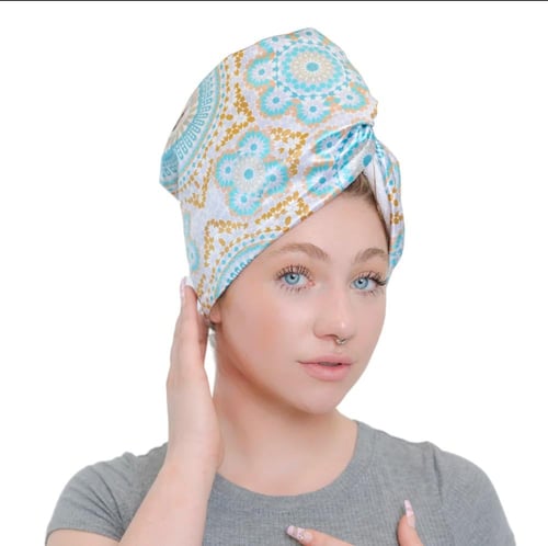 عمامة ساتان وميكروفايبر من Bounce Curl – لتجفيف لط...