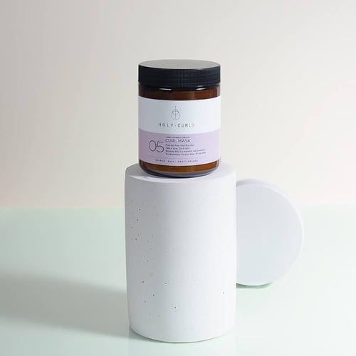 ماسك معالج من هولي كيرلز