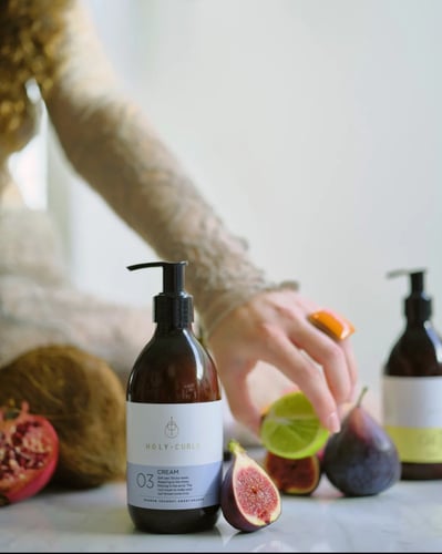 كريم هولي كيرلز