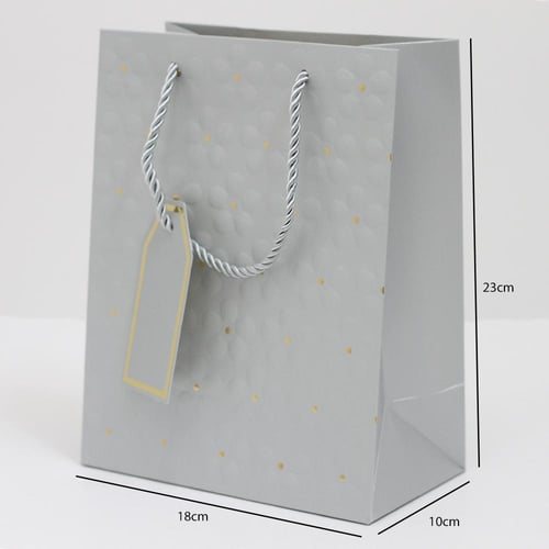 أكياس هدايا مزخرفة بتصميم ورد