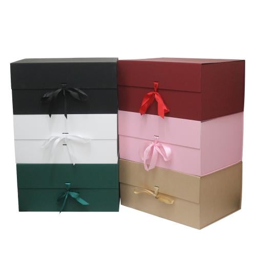 صناديق هدايا مع ربطة ساتان